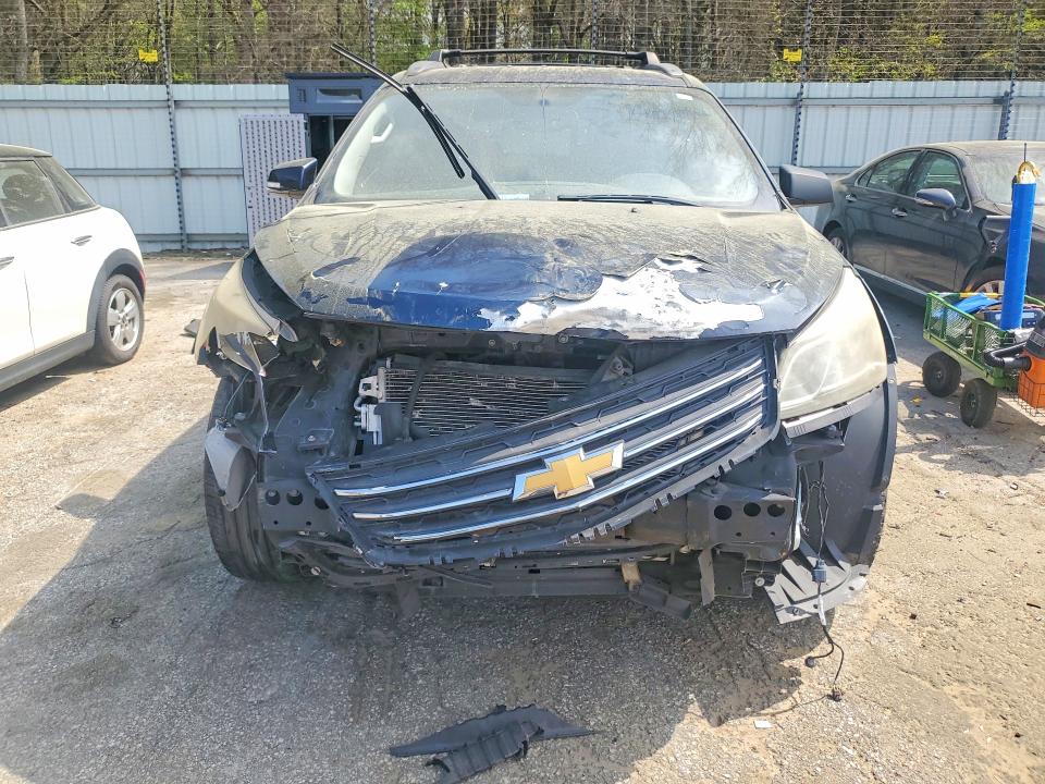 46178156 :رقم المزاد ، 1GNKRGKD8FJ245064 vin ، 2015 Chevrolet Traverse مزاد بيع