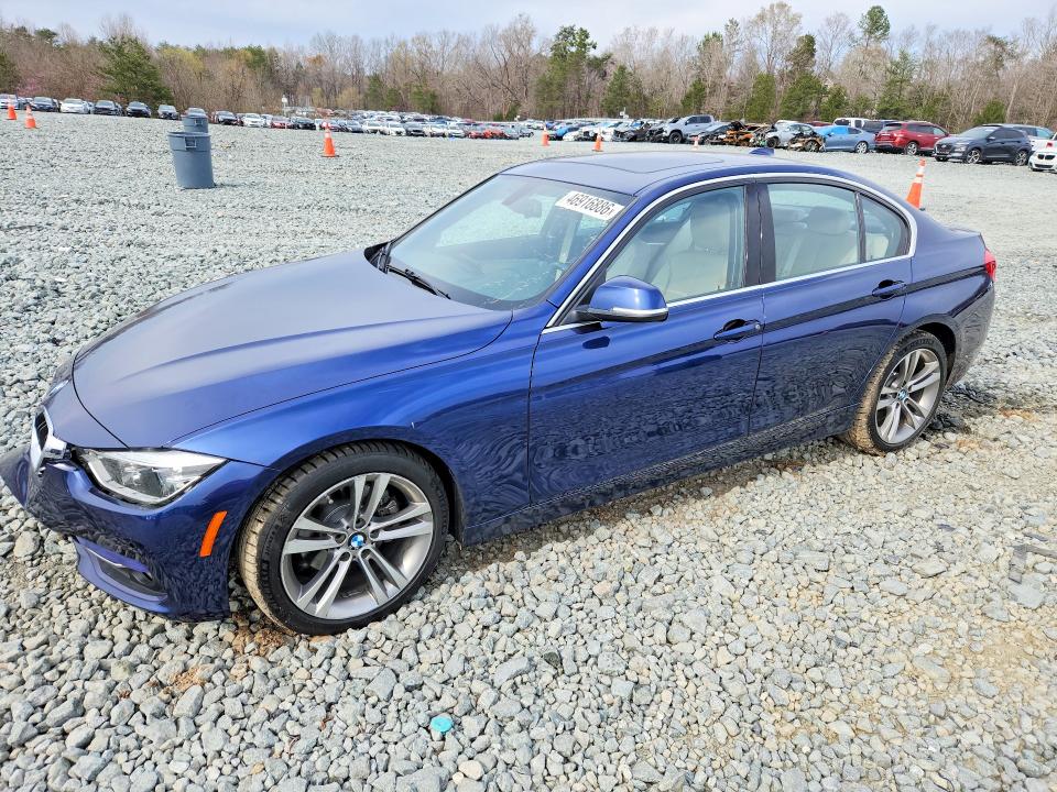 46916886 :رقم المزاد ، WBA8B9G34HNU56712 vin ، 2017 Bmw 330 مزاد بيع