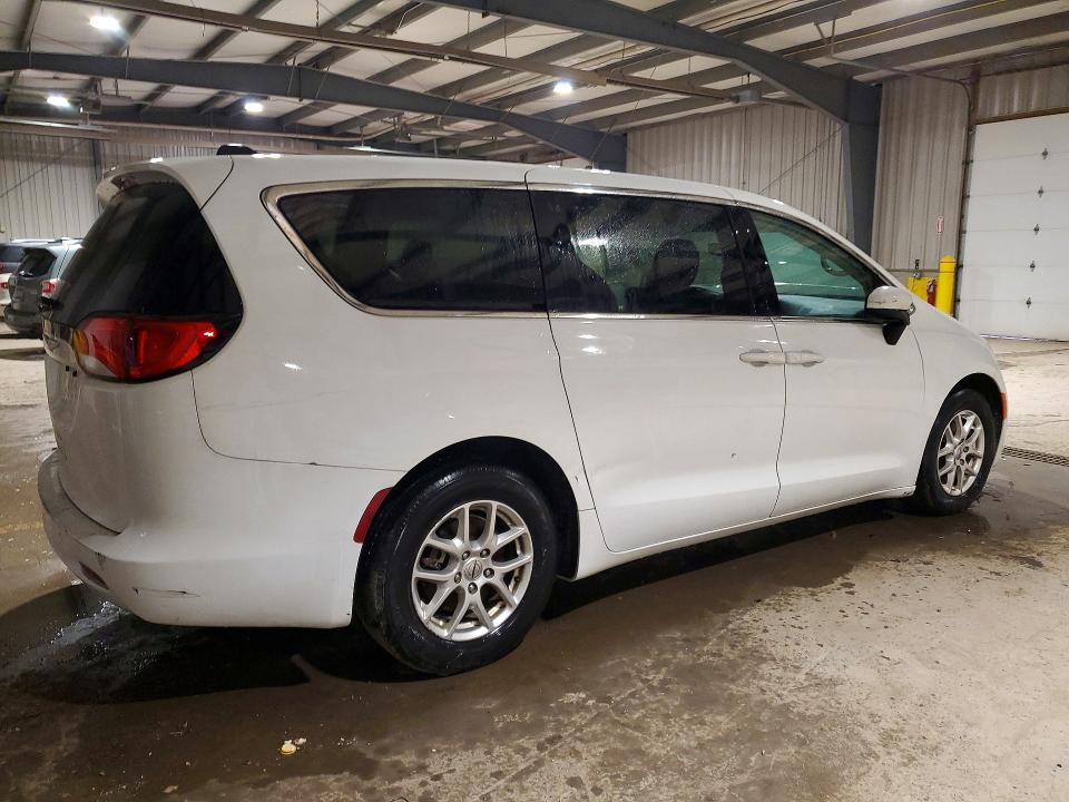 Продажа на аукционе авто 2021 Chrysler Voyager, vin: 2C4RC1CG3MR555081, номер лота: 46722836