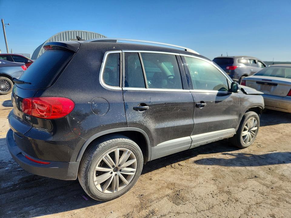 46683256 :رقم المزاد ، WVGAV7AX2GW554475 vin ، 2016 Volkswagen Tiguan مزاد بيع