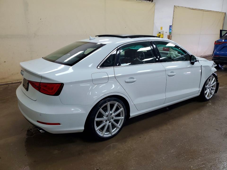 Продаж на аукціоні авто 2015 Audi A3, vin: WAUEFGFF4F1050442, номер лоту: 47556576