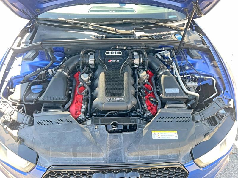 47815266 :رقم المزاد ، WUAC6AFR3FA900159 vin ، 2015 Audi Rs5 مزاد بيع