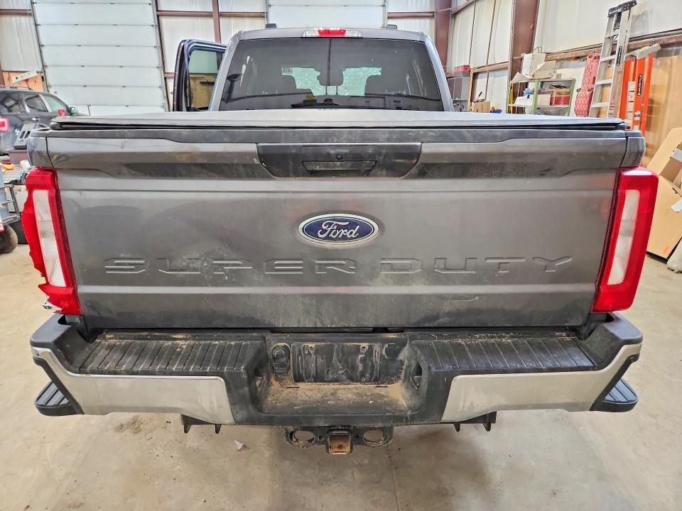 Auction sale of the 2025 Ford F350, vin: 1FT8W3BTXSEC13232, lot number: 41874946