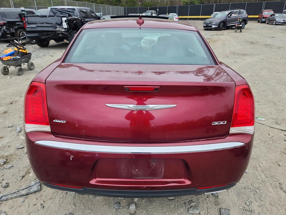 2015 Chrysler 300 მანქანა იყიდება აუქციონზე, vin: 2C3CCARG3FH820494, აუქციონის ნომერი: 47501816