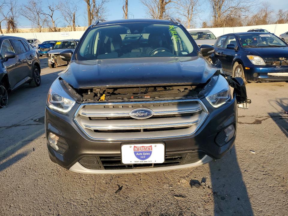 Продаж на аукціоні авто 2019 Ford Escape, vin: 1FMCU9J93KUC26091, номер лоту: 41948246