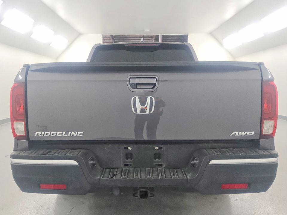 79465055 :رقم المزاد ، 5FPYK3F50LB015676 vin ، 2020 Honda Ridgeline مزاد بيع