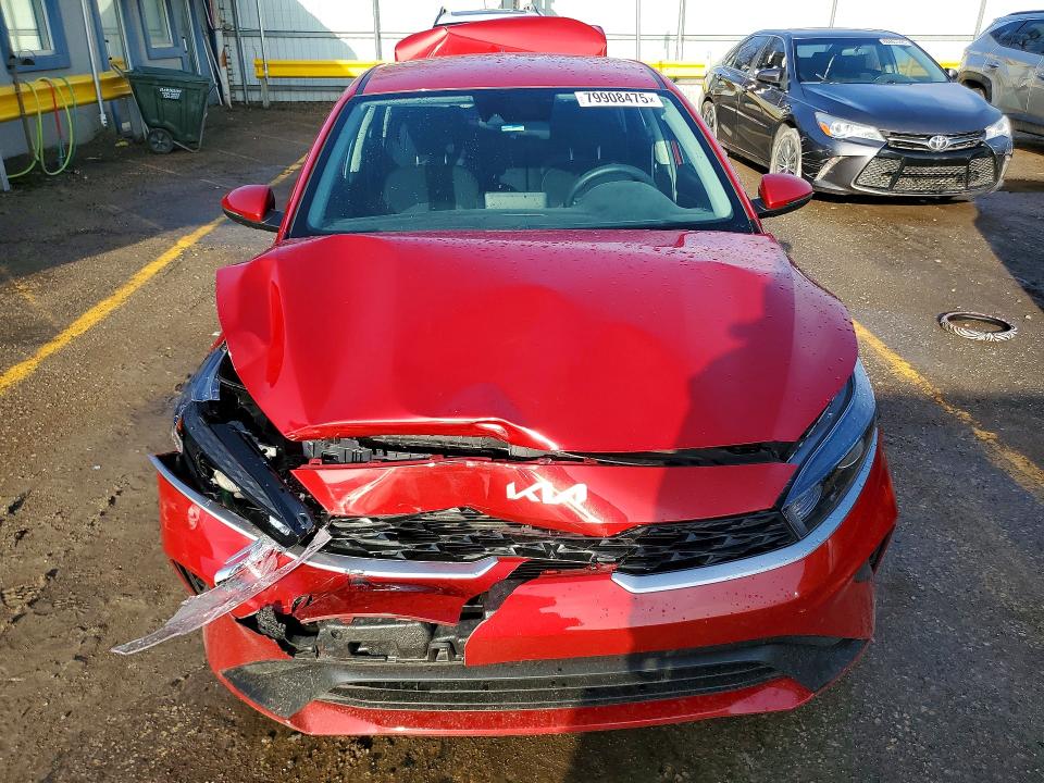 79908475 :رقم المزاد ، 3KPF24AD7PE657070 vin ، 2023 Kia Forte مزاد بيع