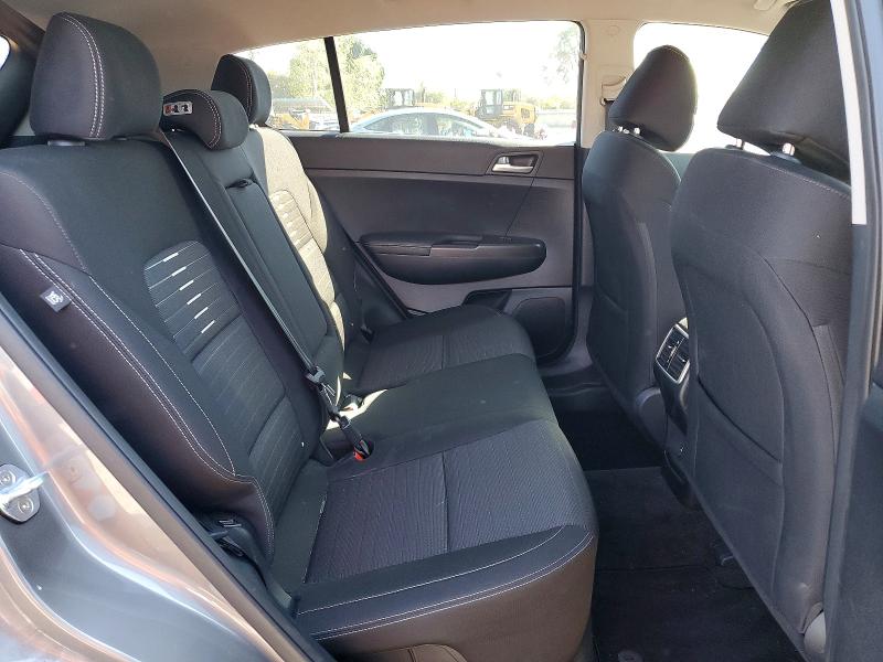 45877766 :رقم المزاد ، KNDPMCAC4H7255539 vin ، 2017 Kia Sportage مزاد بيع