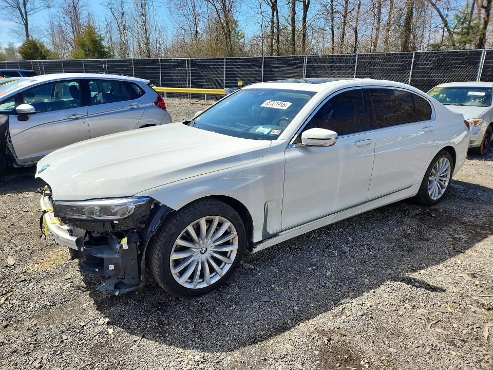 Продажа на аукционе авто 2022 Bmw 740, vin: WBA7T2C00NCH62750, номер лота: 45701916