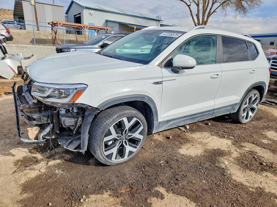 Продажа на аукционе авто 2022 Volkswagen Taos, vin: 3VVJX7B21NM083080, номер лота: 47226576