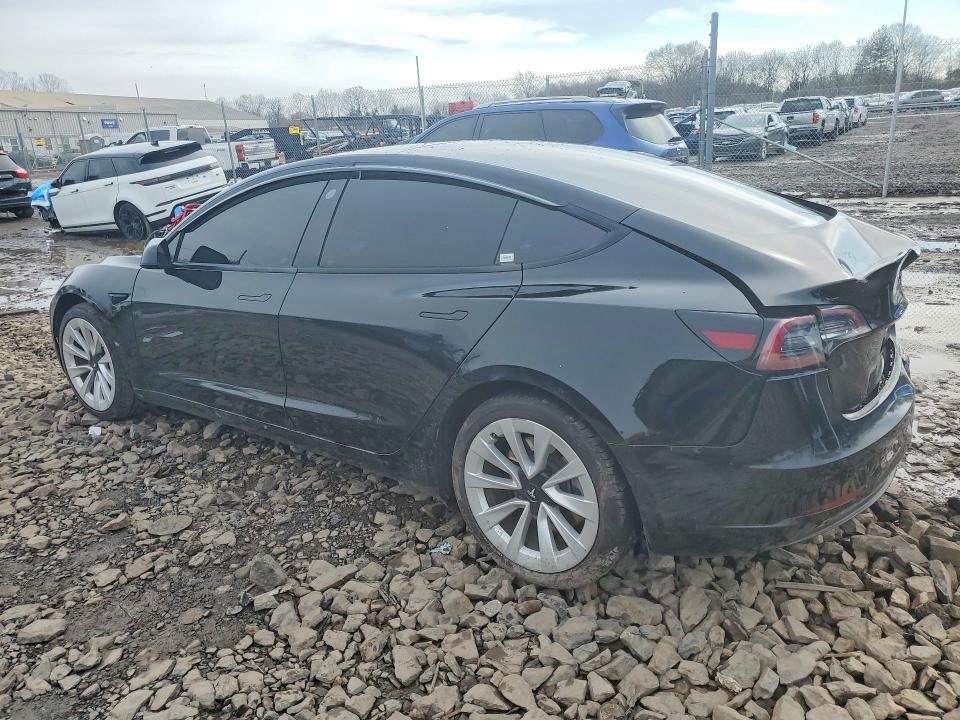 45652496 :رقم المزاد ، 5YJ3E1EB1NF247065 vin ، 2022 Tesla Model 3 مزاد بيع