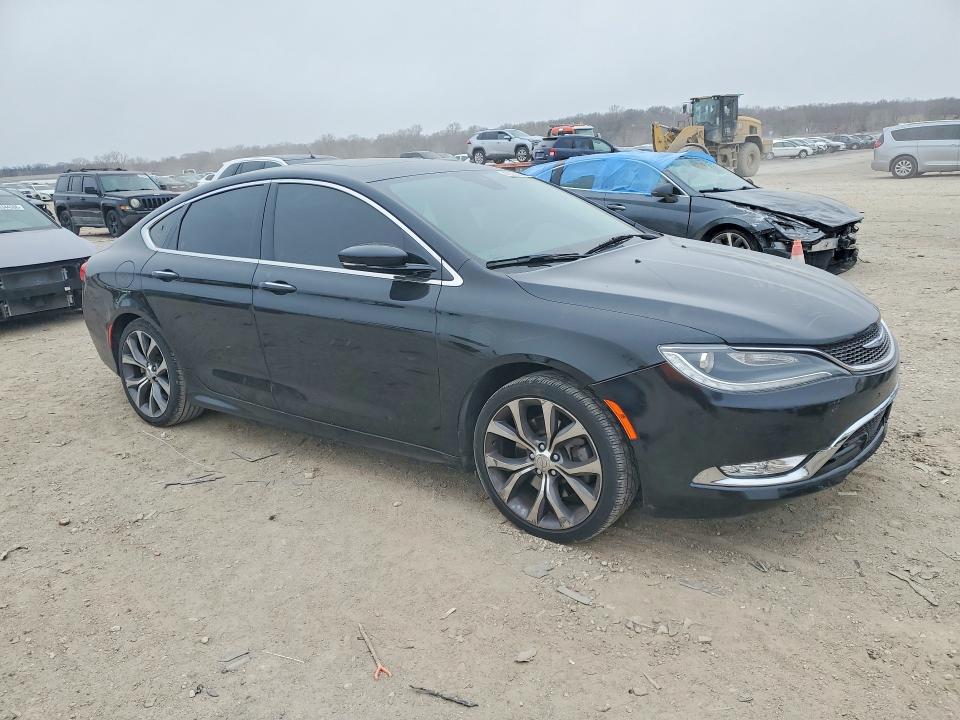 46398066 :رقم المزاد ، 1C3CCCCB7FN554820 vin ، 2015 Chrysler 200 مزاد بيع