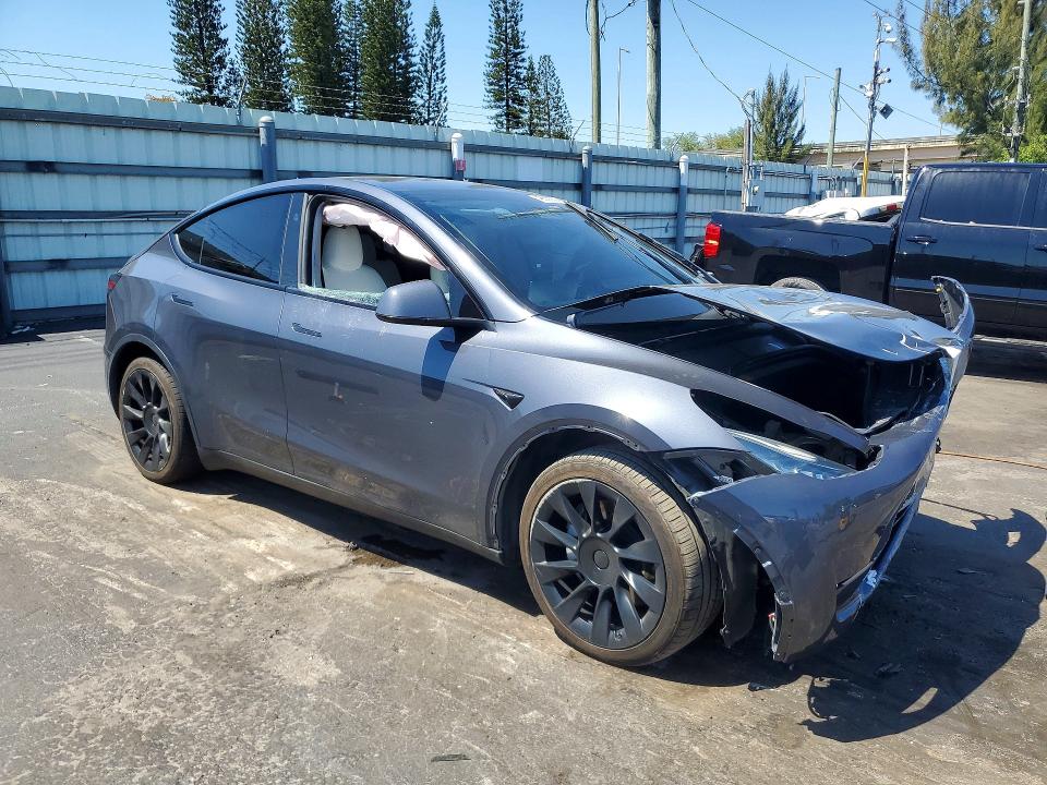 46530206 :رقم المزاد ، 7SAYGDEE7PA141475 vin ، 2023 Tesla Model Y مزاد بيع