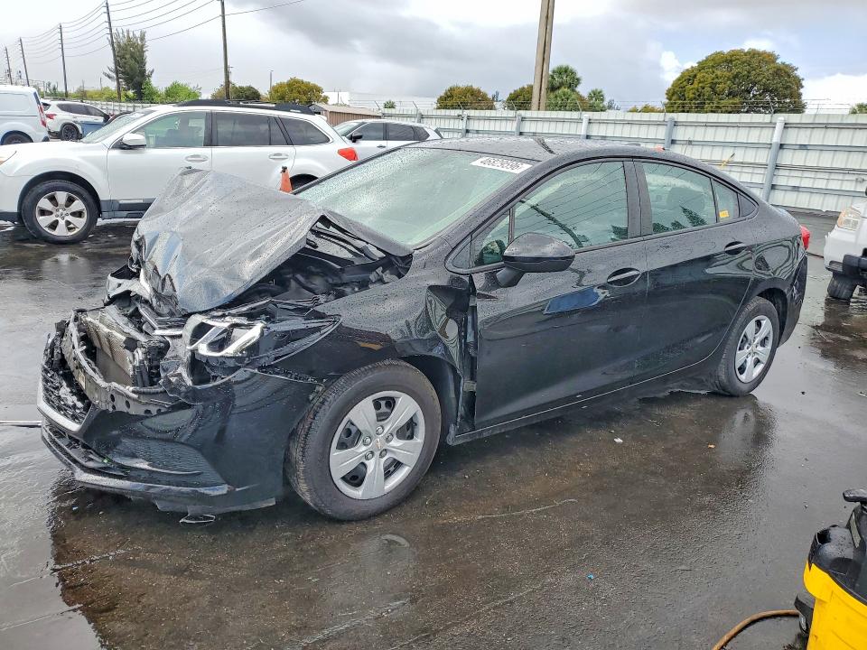 46829596 :رقم المزاد ، 1G1BC5SM8J7247135 vin ، 2018 Chevrolet Cruze مزاد بيع