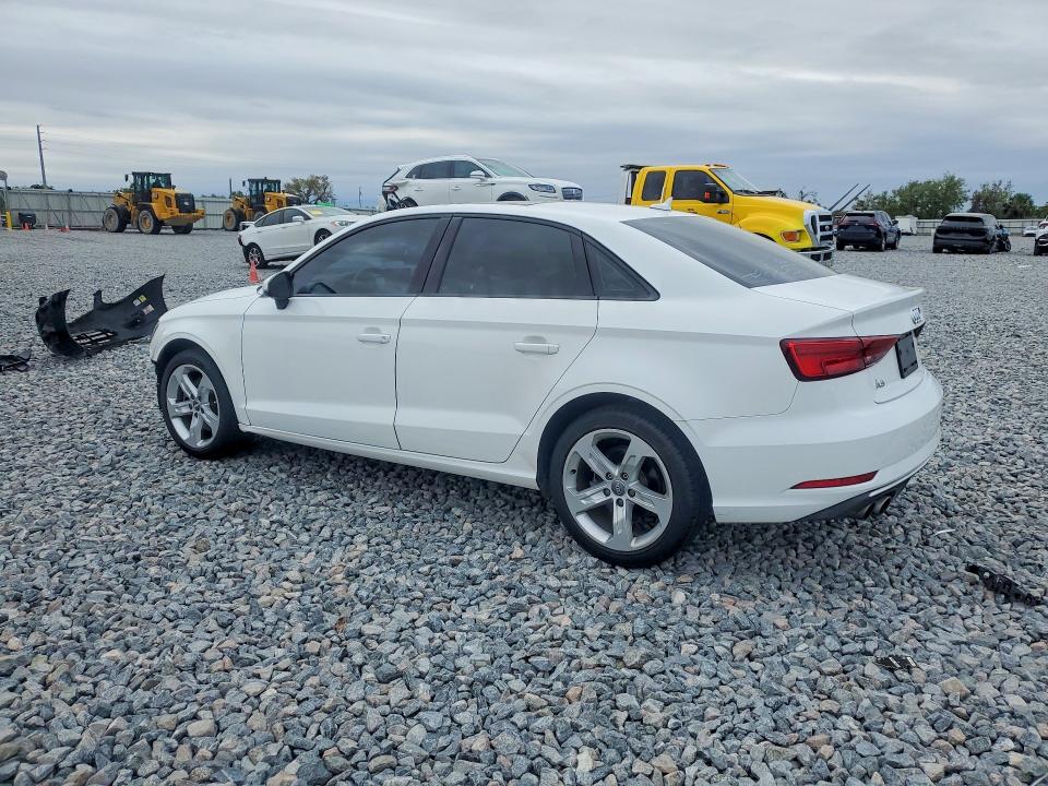 Продаж на аукціоні авто 2018 Audi A3, vin: WAUAUGFF9J1088827, номер лоту: 46183156