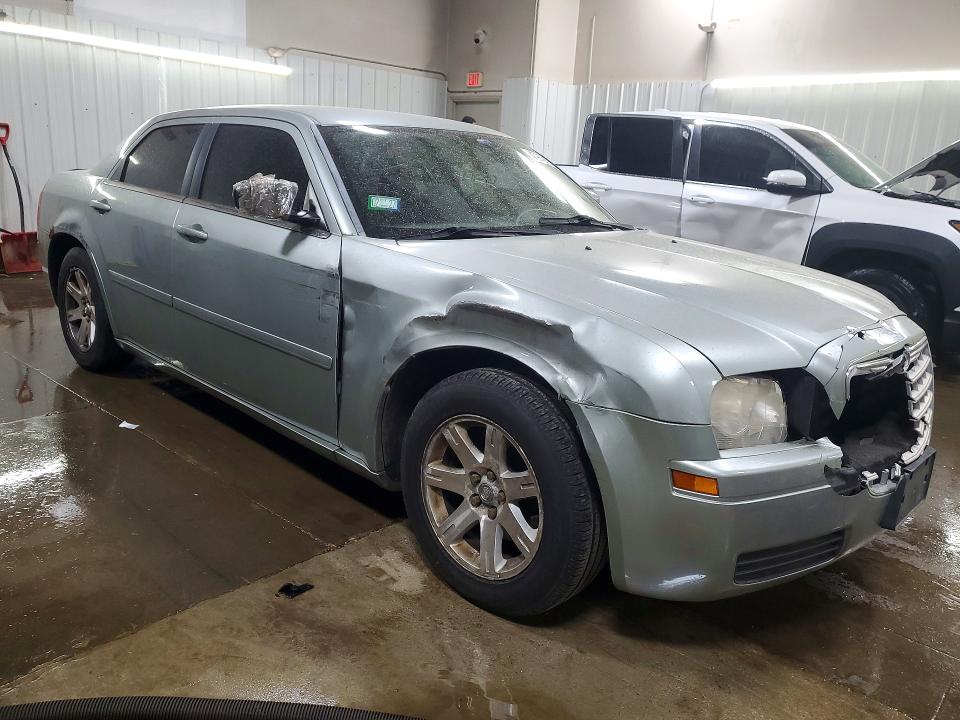 Продаж на аукціоні авто 2006 Chrysler 300, vin: 2C3LA43R26H298958, номер лоту: 47950656