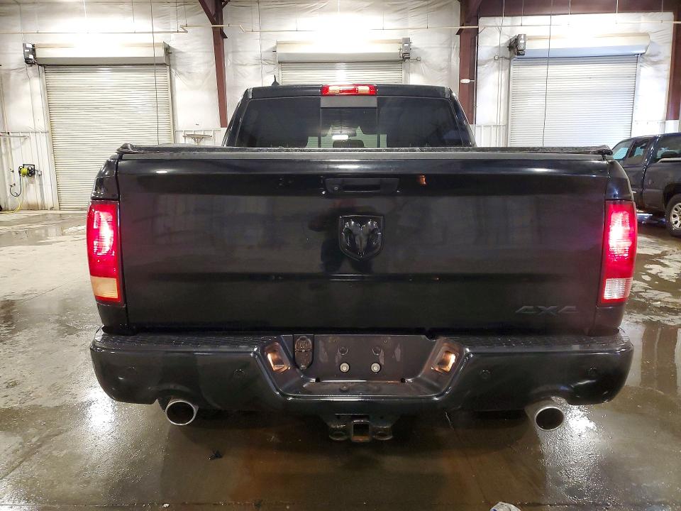 46332416 :رقم المزاد ، 1C6RR7LTXKS631591 vin ، 2019 Ram 1500 Classic مزاد بيع