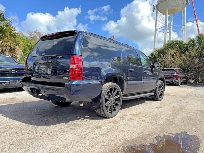 Продаж на аукціоні авто 2007 Chevrolet Suburban, vin: 1GNFK16377J321296, номер лоту: 42077846