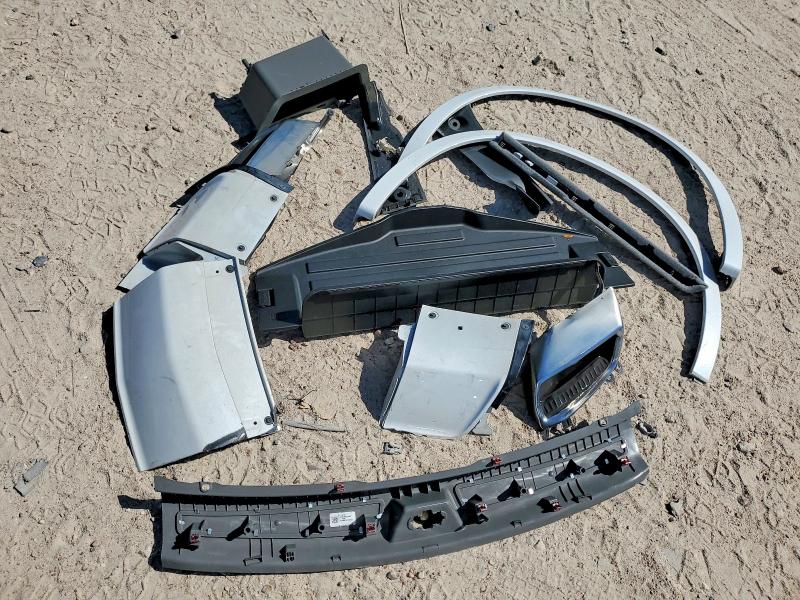 79482105 :رقم المزاد ، 1GYKPCRS5PZ213066 vin ، 2023 Cadillac Xt6 مزاد بيع