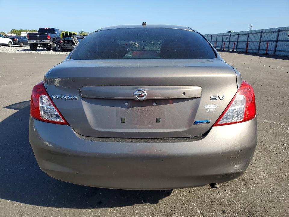45767556 :رقم المزاد ، 3N1CN7AP6CL853354 vin ، 2012 Nissan Versa مزاد بيع