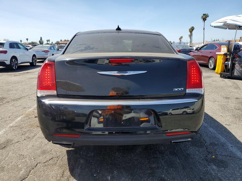 Продажа на аукционе авто 2015 Chrysler 300, vin: 2C3CCAAG0FH785960, номер лота: 46298326