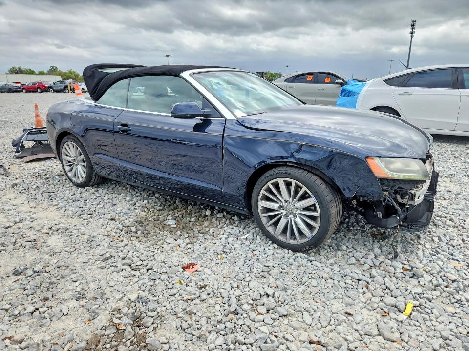 Продажа на аукционе авто 2011 Audi A5, vin: WAUJFAFH0BN017020, номер лота: 46142166
