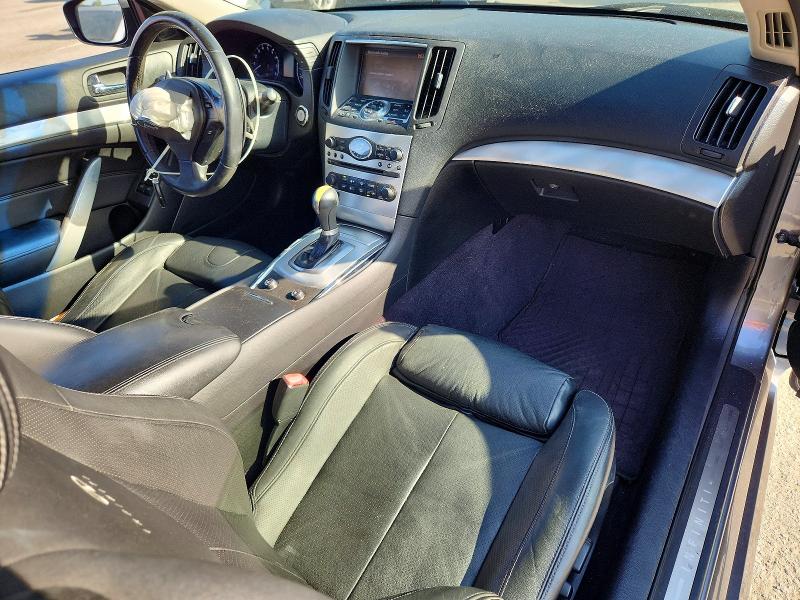 2014 Infiniti Q60 Coupe მანქანა იყიდება აუქციონზე, vin: JN1CV6EK5EM110895, აუქციონის ნომერი: 79788905