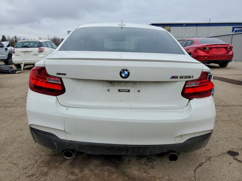 46411736 :رقم المزاد ، WBA1J9C51FVX98904 vin ، 2015 Bmw M235xi مزاد بيع