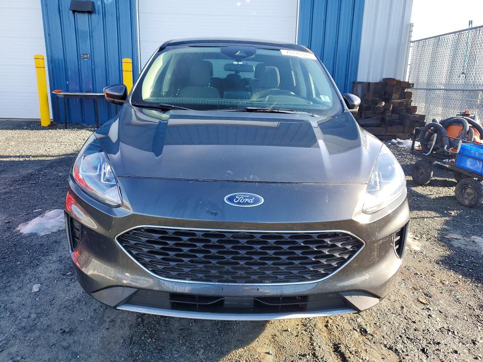 79776345 :رقم المزاد ، 1FMCU9G69LUA41655 vin ، 2020 Ford Truck/van Escape Se 4dr Awd مزاد بيع