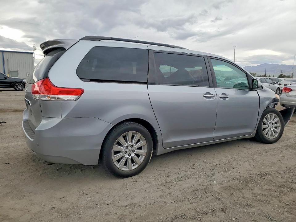Продажа на аукционе авто 2011 Toyota Sienna, vin: 5TDYK3DC8BS061485, номер лота: 48315186
