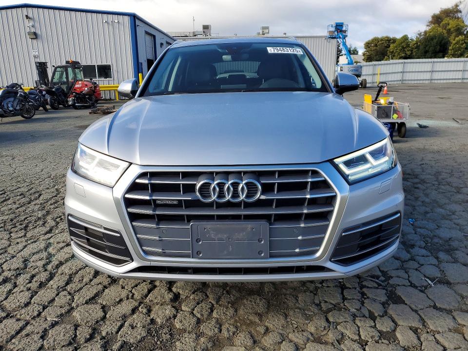 Продажа на аукционе авто 2018 Audi Q5, vin: WA1BNAFY8J2008456, номер лота: 79483125