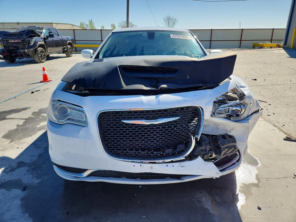 Aukcja sprzedaży 2015 Chrysler 300, vin: 2C3CCAAG3FH801875, numer aukcji: 47004056