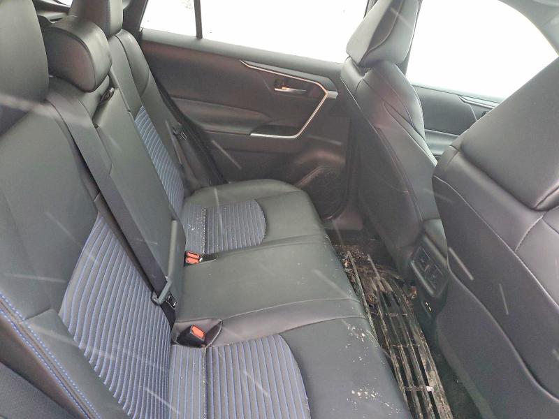 77824545 :رقم المزاد ، 2T3RWRFV4MW113142 vin ، 2021 Toyota Rav4 Hybrid مزاد بيع