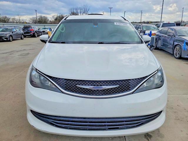 41997606 :رقم المزاد ، 2C4RC1DG2HR518947 vin ، 2017 Chrysler Pacifica مزاد بيع