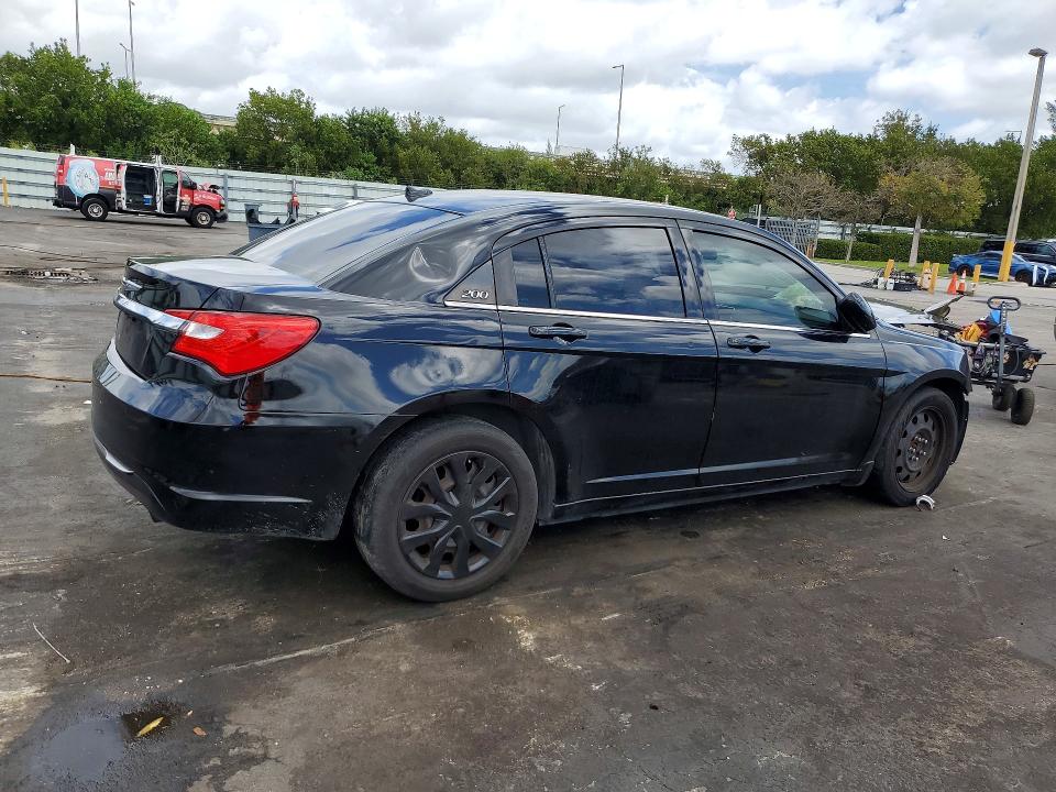 48308506 :رقم المزاد ، 1C3CCBAB4EN209689 vin ، 2014 Chrysler 200 مزاد بيع