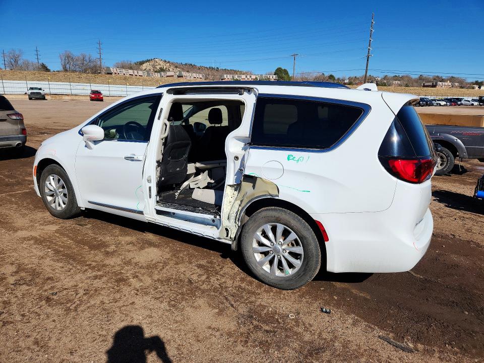 79896235 :رقم المزاد ، 2C4RC1BG7KR554076 vin ، 2019 Chrysler Pacifica مزاد بيع