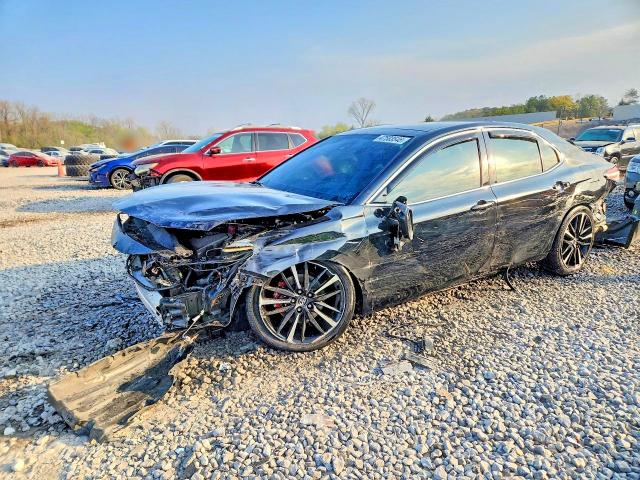 47583546 :رقم المزاد ، 4T1K61AK4LU864040 vin ، 2020 Toyota Camry مزاد بيع