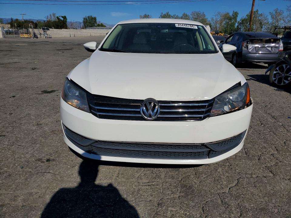 2012 Volkswagen Passat მანქანა იყიდება აუქციონზე, vin: 1VWBP7A37CC036712, აუქციონის ნომერი: 45448786