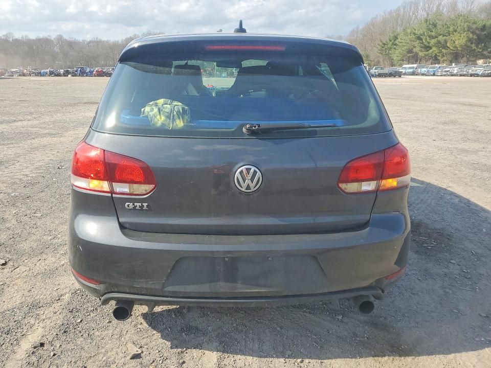 47953666 :رقم المزاد ، WVWGD7AJ1BW323010 vin ، 2011 Volkswagen Gti مزاد بيع