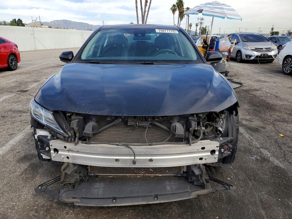 Продажа на аукционе авто 2019 Toyota Camry, vin: 4T1B11HK2KU236822, номер лота: 75877775