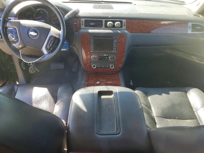 2009 Chevrolet Suburban მანქანა იყიდება აუქციონზე, vin: 1GNFK36379R203958, აუქციონის ნომერი: 45837316