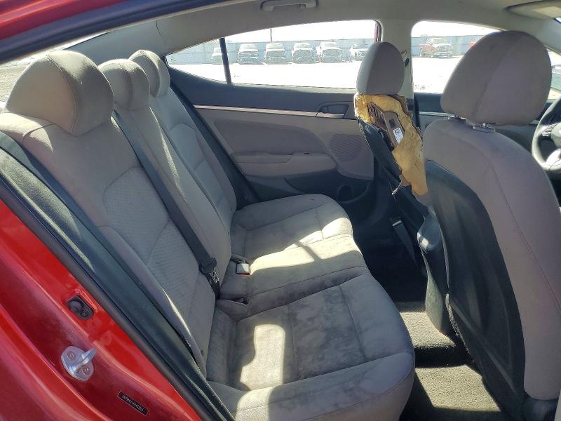 47109636 :رقم المزاد ، 5NPD84LF1KH403833 vin ، 2019 Hyundai Elantra مزاد بيع