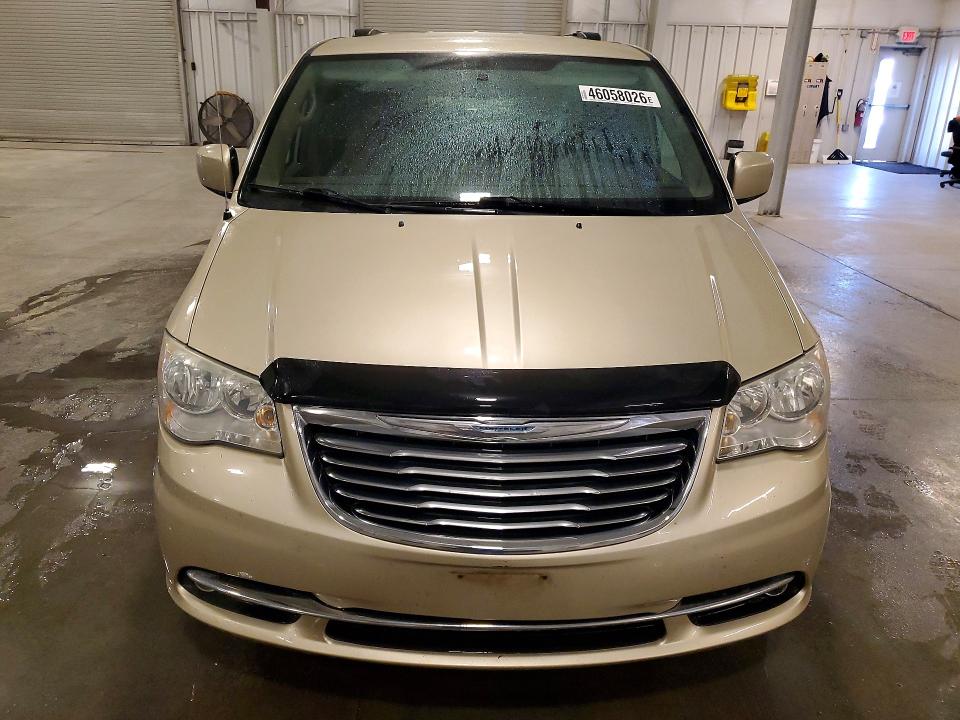 2011 Chrysler Town & Country მანქანა იყიდება აუქციონზე, vin: 2A4RR5DG8BR797912, აუქციონის ნომერი: 46058026