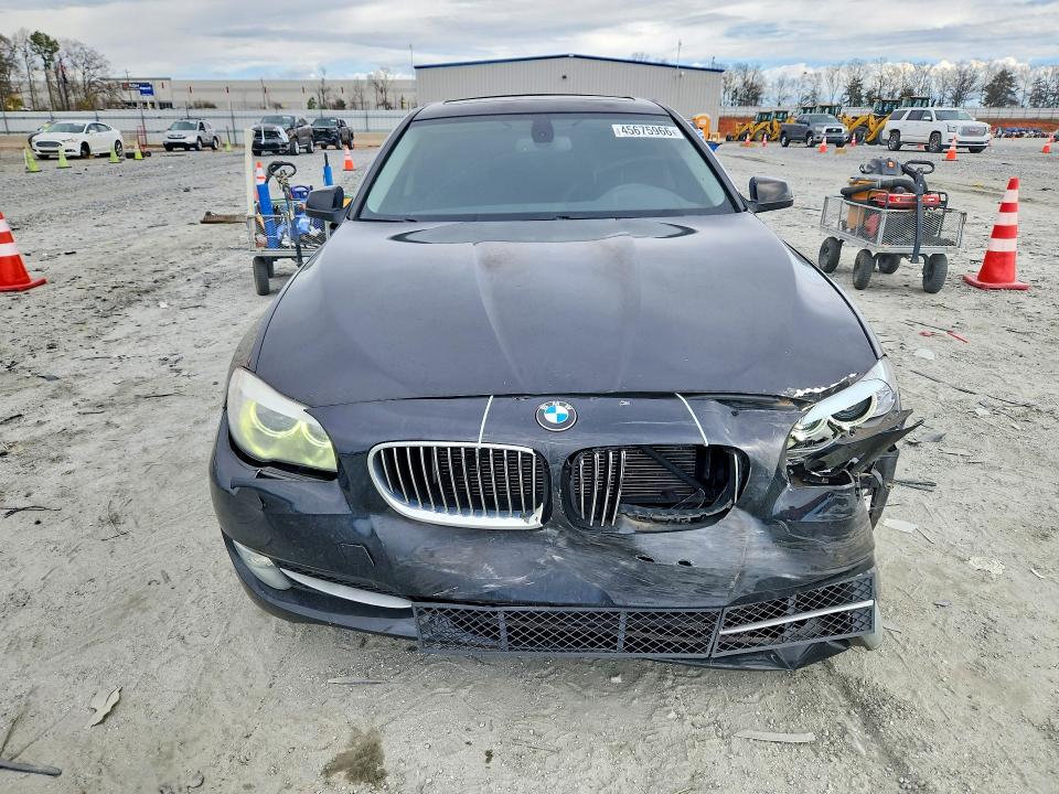 45675966 :رقم المزاد ، WBAFR7C59BC601972 vin ، 2011 Bmw 535 مزاد بيع