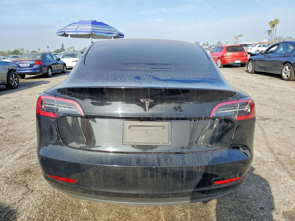 2022 Tesla Model 3 მანქანა იყიდება აუქციონზე, vin: 5YJ3E1EA2NF351782, აუქციონის ნომერი: 47537086