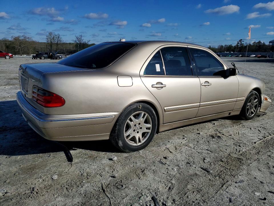 Продаж на аукціоні авто 2002 Mercedes-benz E, vin: WDBJF65J32B464543, номер лоту: 52647066