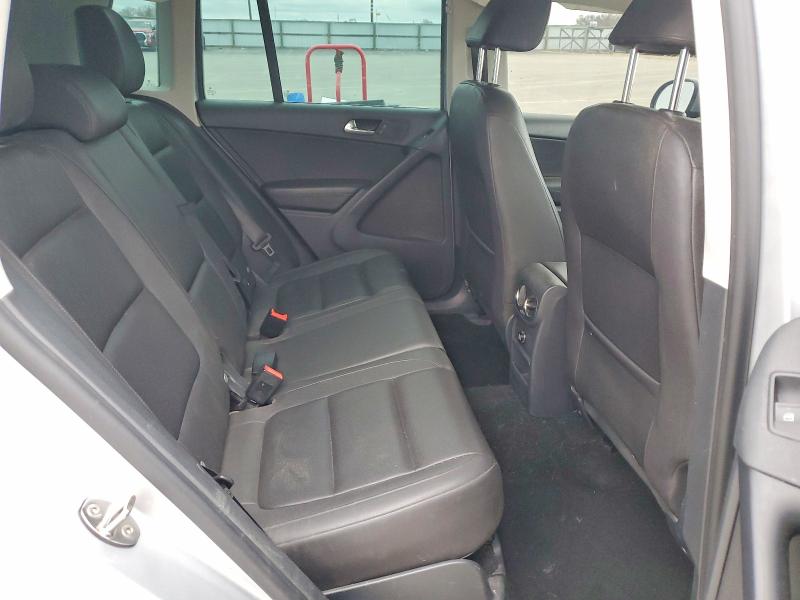 Продажа на аукционе авто 2015 Volkswagen Tiguan, vin: WVGBV7AX9FW504966, номер лота: 42074746