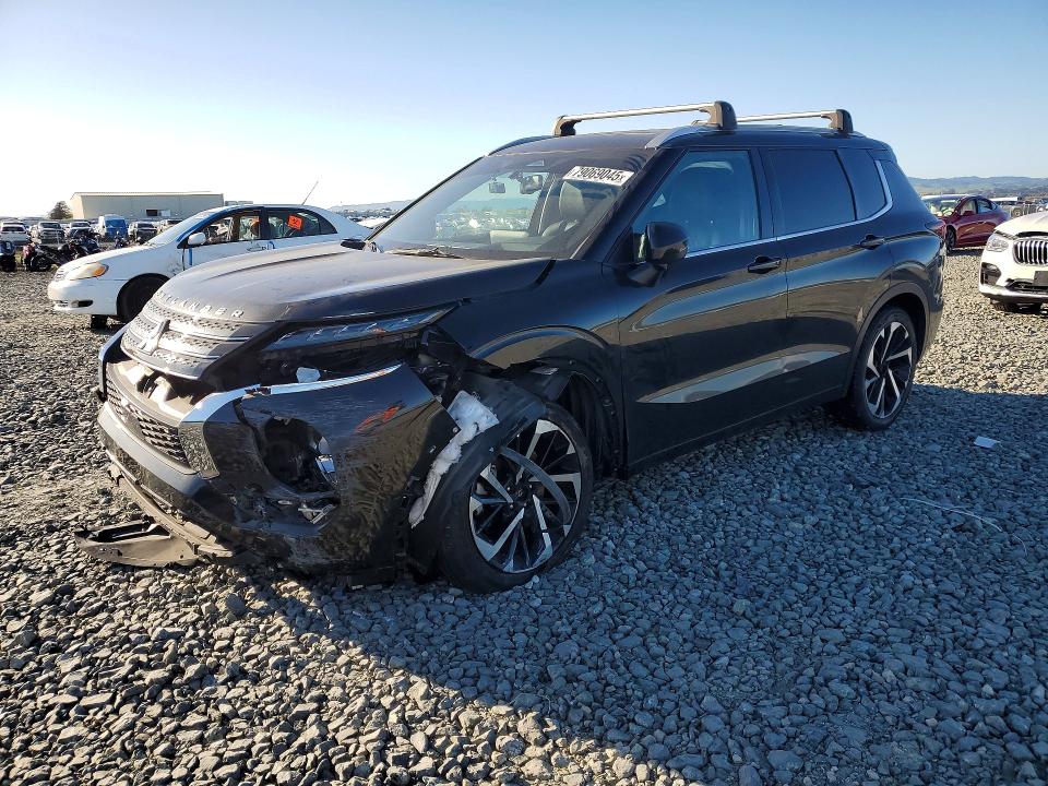 Продаж на аукціоні авто 2022 Mitsubishi Outlander, vin: JA4J3VA88NZ040014, номер лоту: 79069045