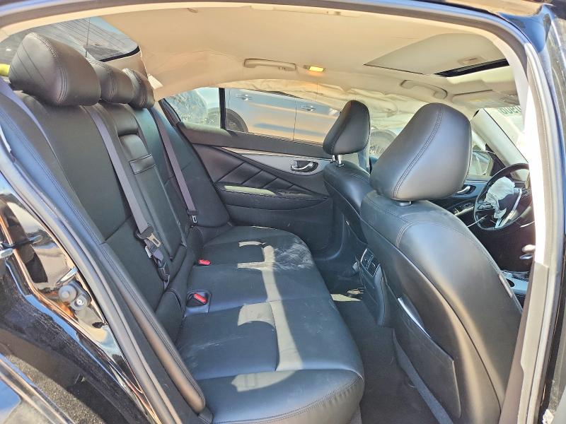 47270906 :رقم المزاد ، JN1EV7AR6JM440458 vin ، 2018 Infiniti Q50 مزاد بيع