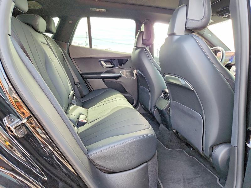 47960356 :رقم المزاد ، 4JGGM1CB7RA052587 vin ، 2024 Mercedes-benz Eqe Suv مزاد بيع